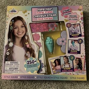 Floral Frenzy Styling Kit